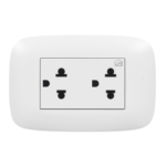 Tomacorriente Universal Doble + L/T Domino Sencia