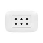 Tomacorriente Universal Triple 2x16A 250V Domino Sencia