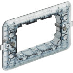 Bastidor con 3 Módulos Caja Rectangular Magic Bticino